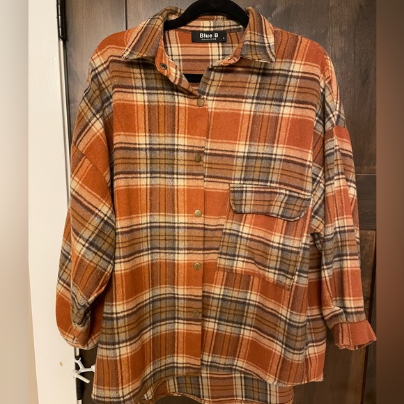 Rust Shacket - Picture 1 of 4